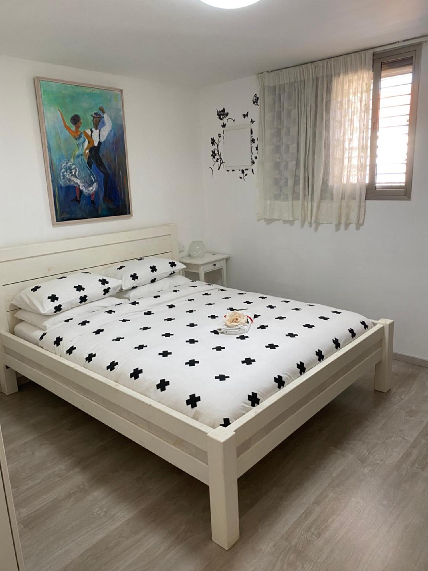 בין יער לים Villa Shelomi Exteriör bild